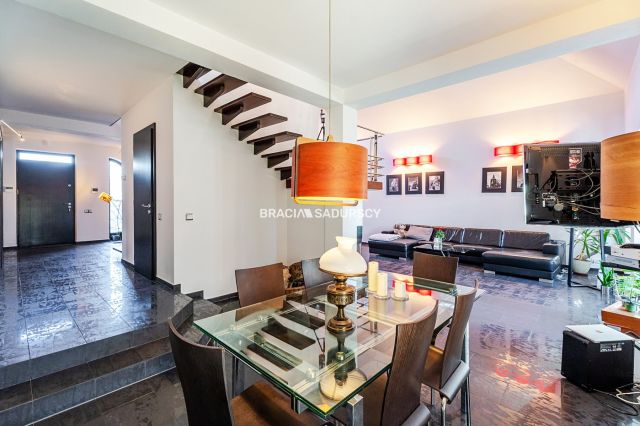 dom, 4 pokoje Lusina, ul. Spacerowa. Zdjęcie 31