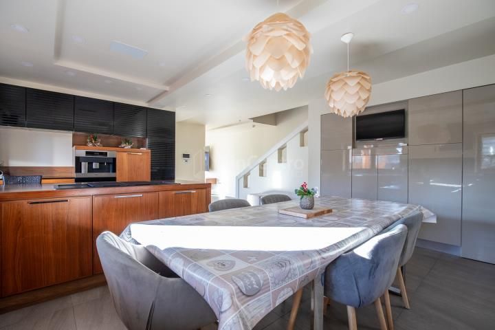 dom wolnostojący, 4 pokoje Nowy Targ, ul. Nadmłynówka. Zdjęcie 8