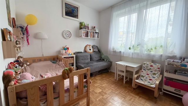 Mieszkanie 2-pokojowe Kraków Kurdwanów, ul. Marii i Bolesława Wysłouchów. Zdjęcie 2