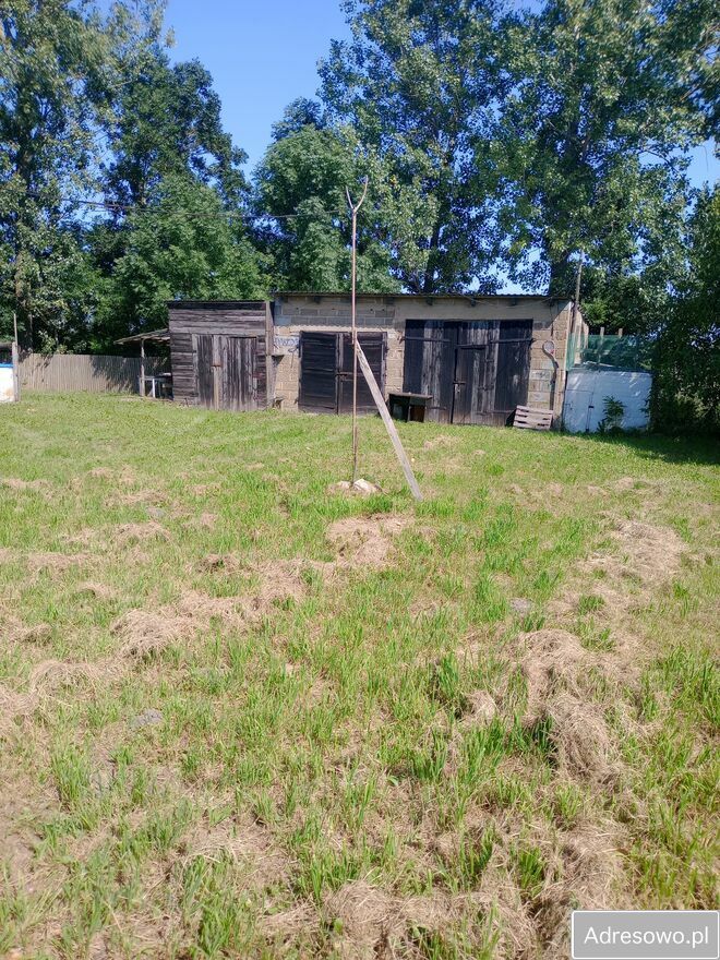 dom wolnostojący, 2 pokoje Uniejów. Zdjęcie 6