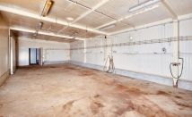 Hala/magazyn Zalesie Górne, ul. Droga Dzików. Zdjęcie 1