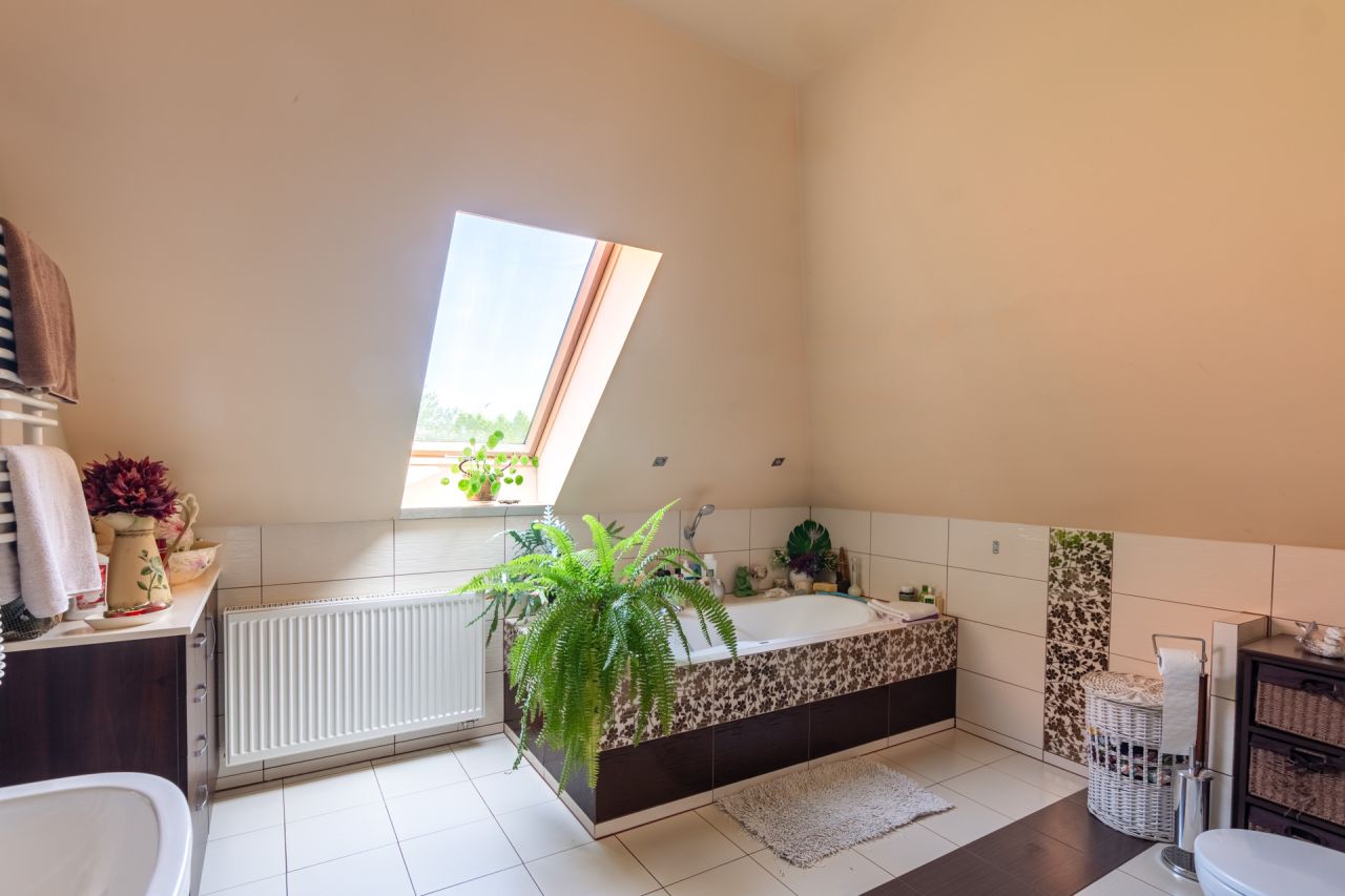 dom wolnostojący, 6 pokoi Rogów Sobócki, ul. Młynarska. Zdjęcie 8