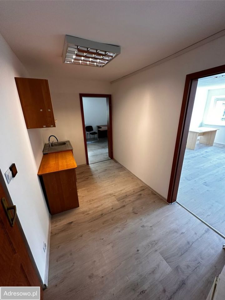 Biuro Gliwice Sikornik, ul. Nowy Świat. Zdjęcie 5