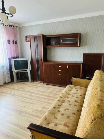 Mieszkanie 3-pokojowe Ożarów. Zdjęcie 1