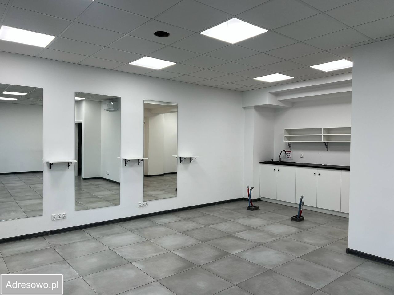 Lokal Kórnik Bnin, rynek Rynek. Zdjęcie 5