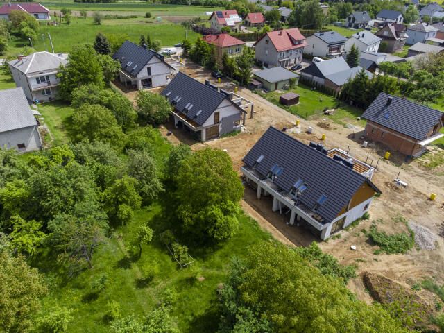 bliźniak, 5 pokoi Bębło, ul. Lasek. Zdjęcie 6