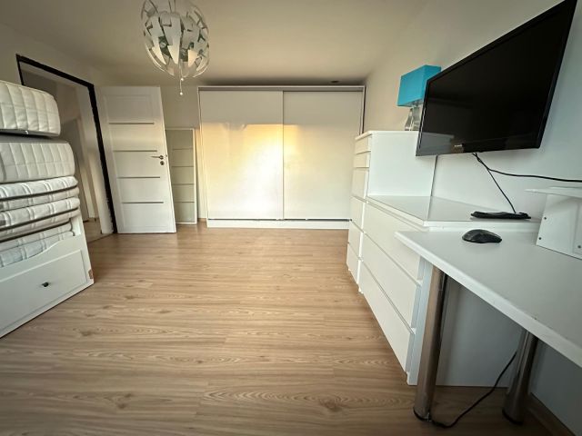 Mieszkanie 4-pokojowe Jastrzębce. Zdjęcie 10