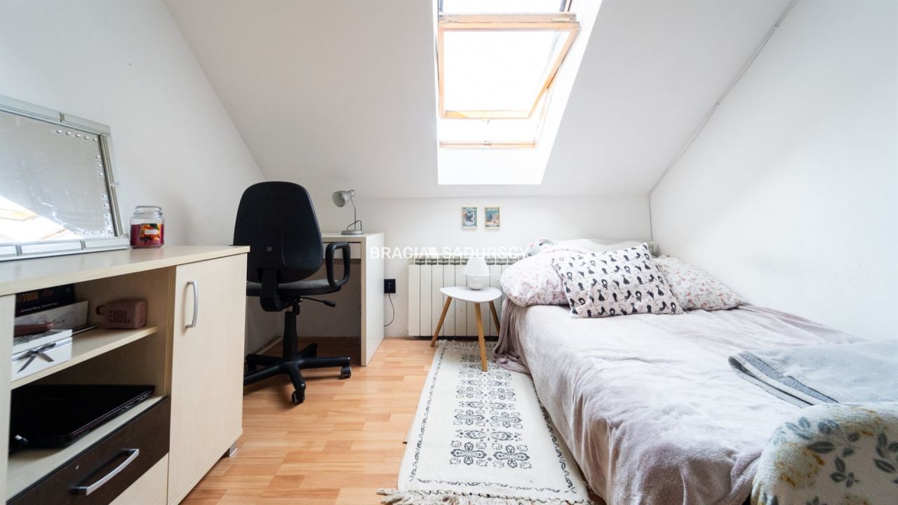 dom szeregowy, 13 pokoi Kraków, ul. Powstańców Wielkopolskich. Zdjęcie 24