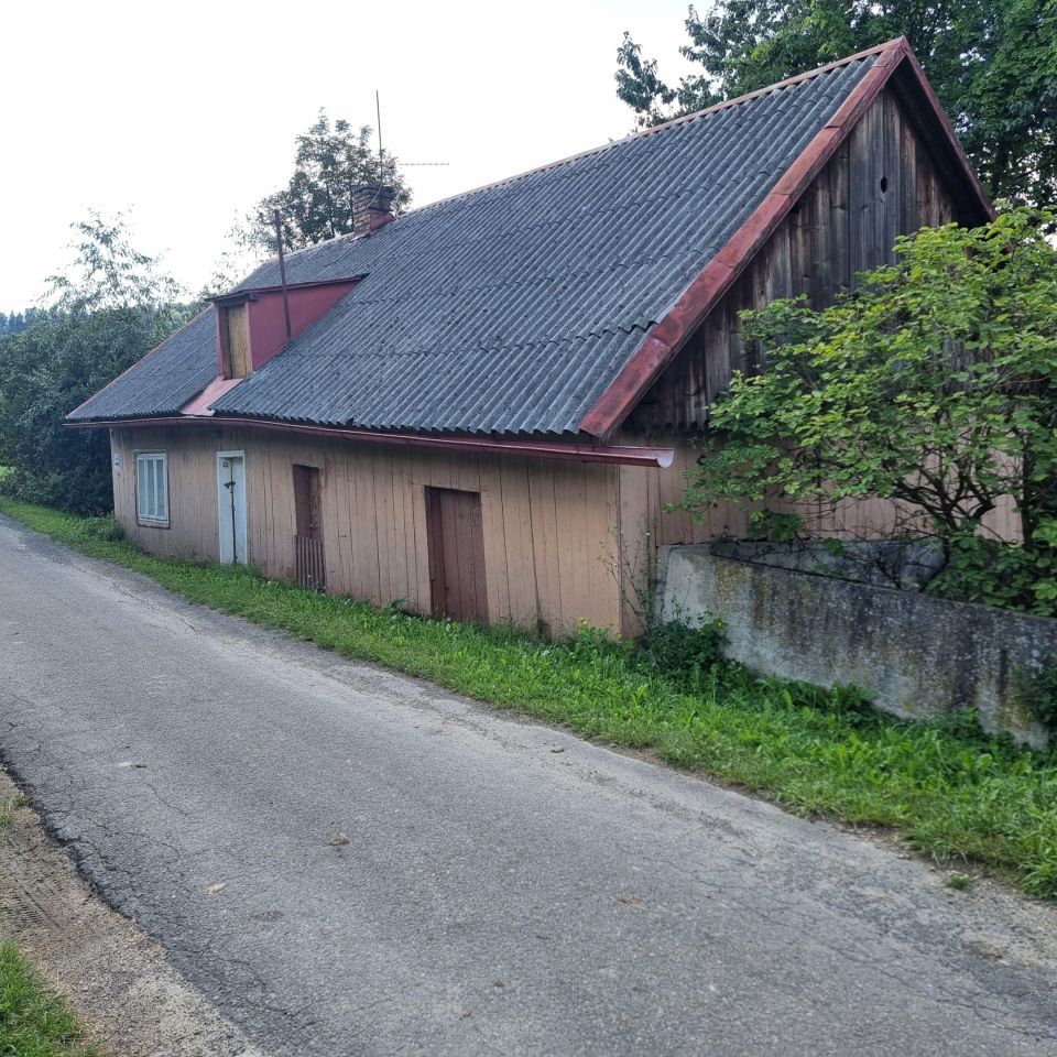 dom wolnostojący, 2 pokoje Głębokie. Zdjęcie 5