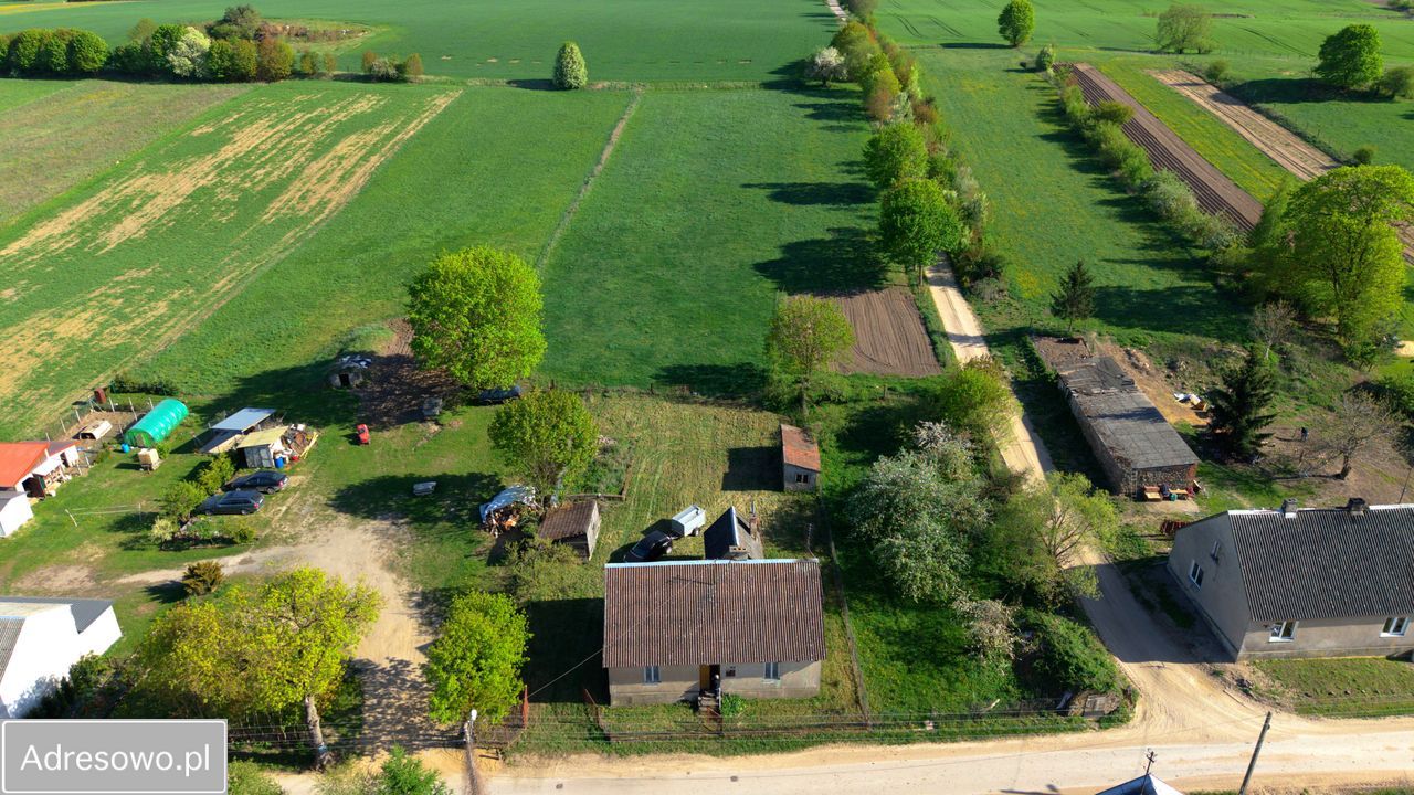 dom wolnostojący, 4 pokoje Szkody