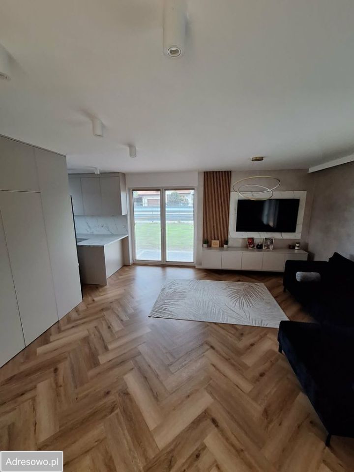 bliźniak, 4 pokoje Łajski. Zdjęcie 18