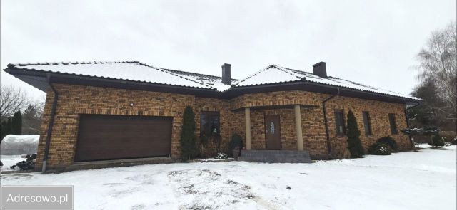 dom wolnostojący, 7 pokoi Brzeziny, ul. Spacerowa. Zdjęcie 1