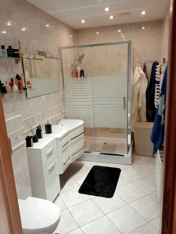 dom wolnostojący, 14 pokoi Buśnia. Zdjęcie 13