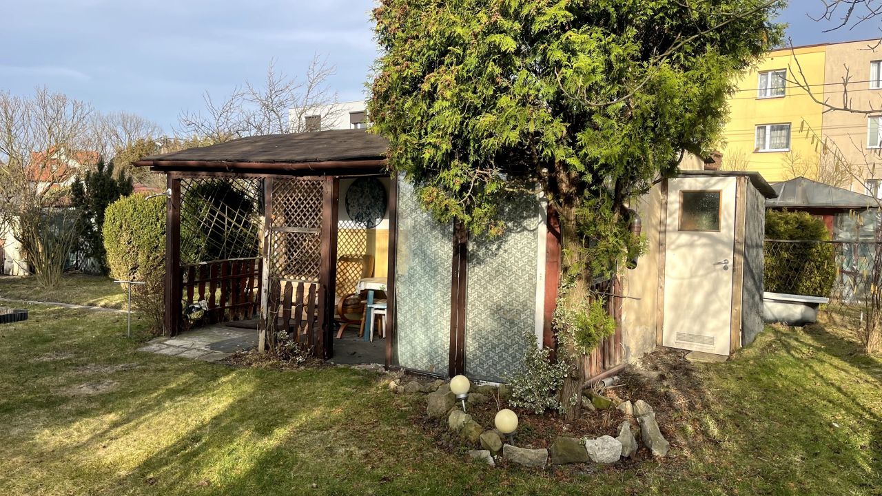 Działka rod Katowice Piotrowice, ul. Kostki Napierskiego. Zdjęcie 3