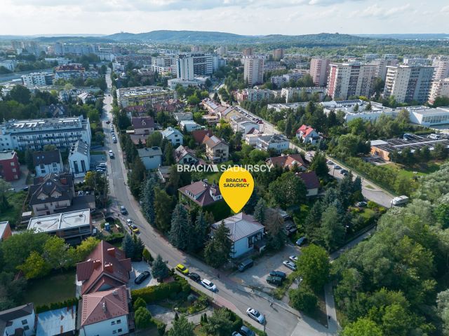 dom wolnostojący, 6 pokoi Kraków Dębniki, ul. Ruczaj. Zdjęcie 8