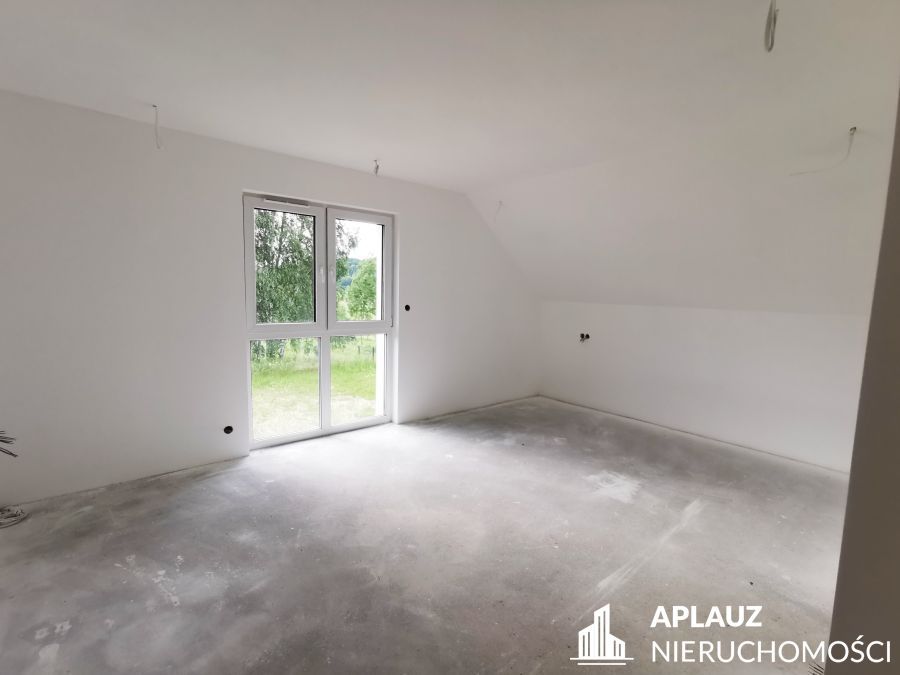 dom wolnostojący, 5 pokoi Jelenia Góra Czarne. Zdjęcie 10