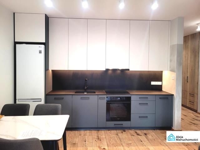 Mieszkanie 3-pokojowe Częstochowa, ul. Klonowicza. Zdjęcie 4