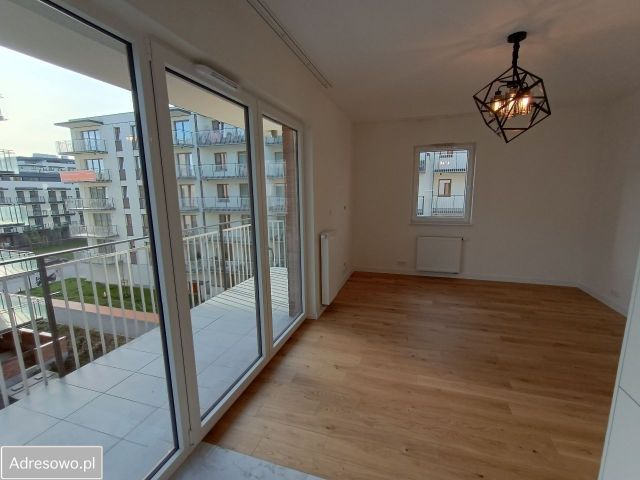 Mieszkanie 3-pokojowe Warszawa Praga-Południe, ul. Mińska. Zdjęcie 1