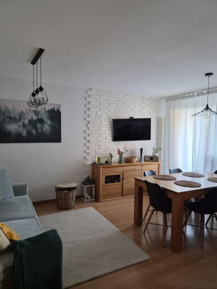 Mieszkanie 4-pokojowe Kwidzyn, ul. Władysława Broniewskiego. Zdjęcie 2