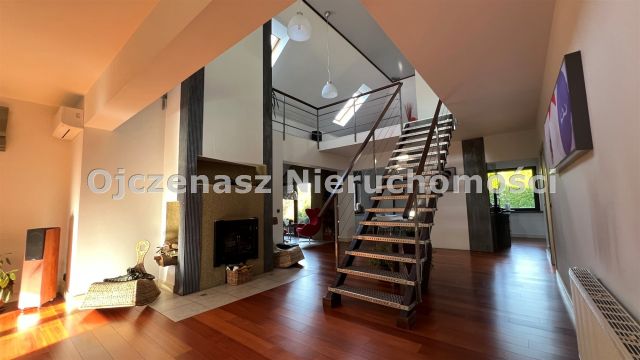 dom wolnostojący, 5 pokoi Niemcz. Zdjęcie 2