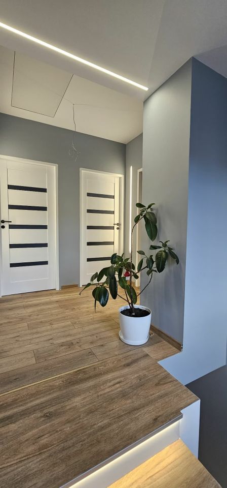dom wolnostojący, 7 pokoi Jangrot, ul. Olkuska. Zdjęcie 4