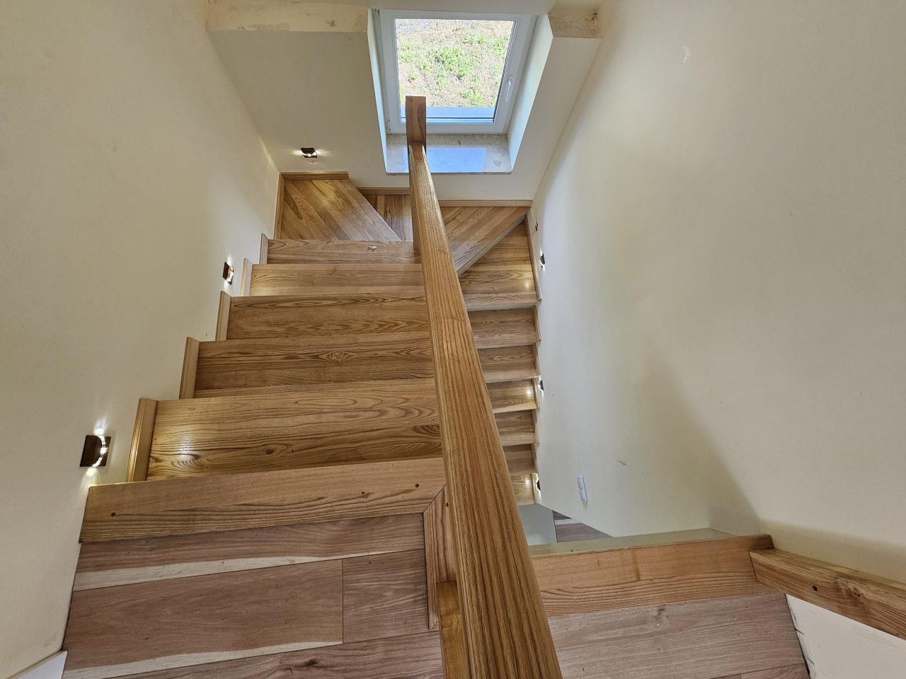 dom wolnostojący, 5 pokoi Karniewek. Zdjęcie 6