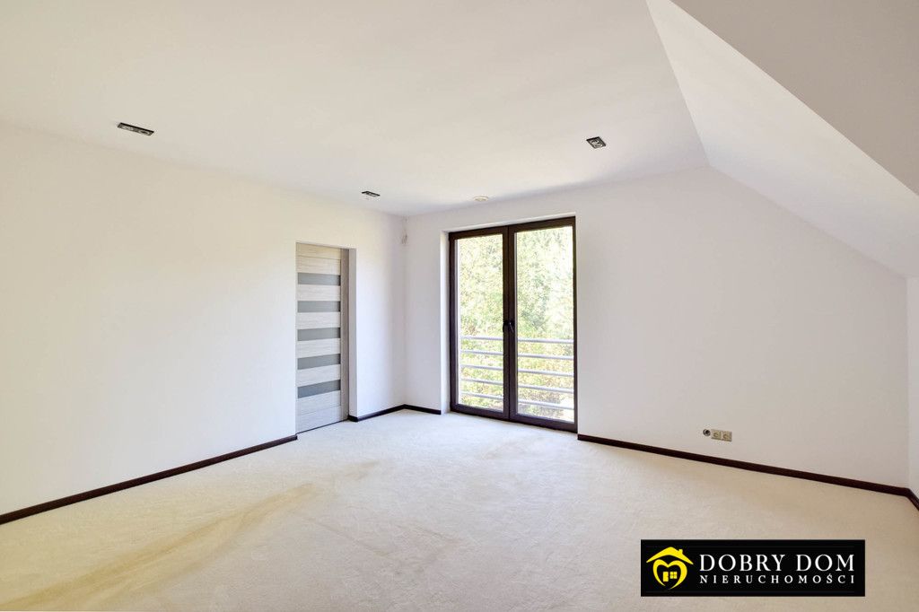 bliźniak, 5 pokoi Jurowce. Zdjęcie 14