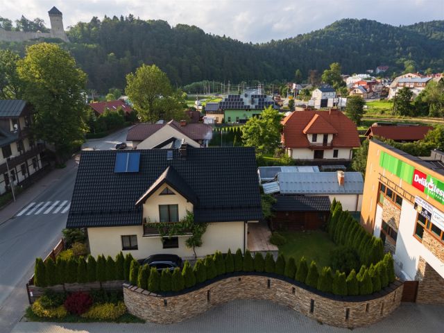 dom wolnostojący, 5 pokoi Muszyna Zapopradzie. Zdjęcie 2