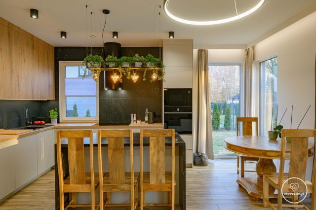 bliźniak, 5 pokoi Jaroszowa Wola, ul. Leśna. Zdjęcie 2