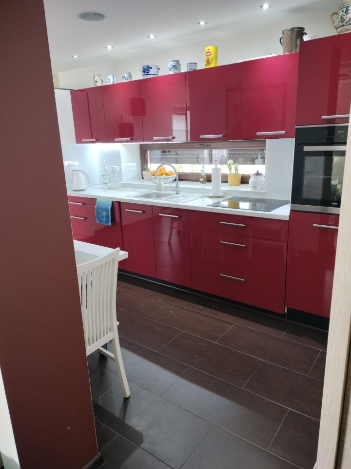 dom wolnostojący, 5 pokoi Kołczygłówki. Zdjęcie 3