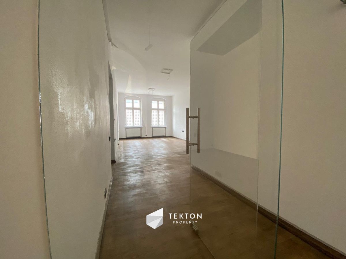 Mieszkanie 3-pokojowe Poznań Stare Miasto, ul. Franciszka Ratajczaka. Zdjęcie 32