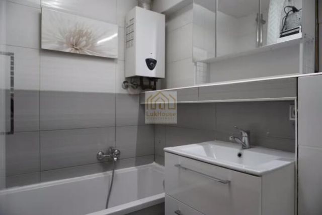 Mieszkanie 3-pokojowe Bytom, ul. Stanisława Witczaka. Zdjęcie 1