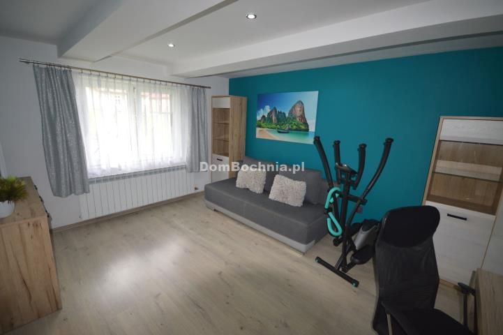 dom wolnostojący, 2 pokoje Bochnia, ul. Dołuszycka. Zdjęcie 2