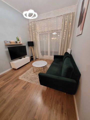 Mieszkanie 2-pokojowe Łódź Nowe Złotno, ul. Krzysztofa Cedry. Zdjęcie 1