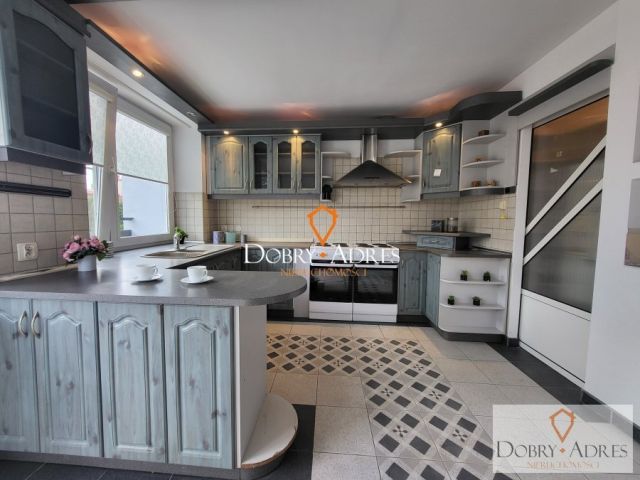 Mieszkanie 8-pokojowe Rzeszów Zalesie. Zdjęcie 4