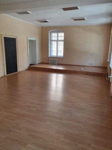 Mieszkanie 3-pokojowe Lubsko. Zdjęcie 1