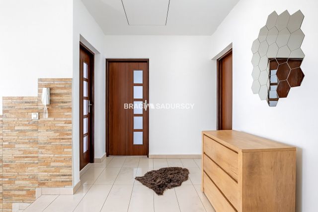 dom wolnostojący, 5 pokoi Wieliczka Krzyszkowice, ul. Modrzewiowa. Zdjęcie 13