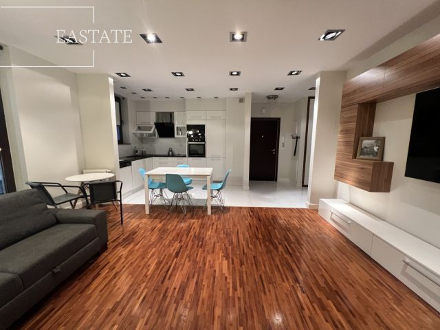 Mieszkanie 2-pokojowe Warszawa Włochy, ul. 1 Sierpnia. Zdjęcie 1