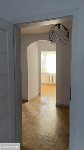 Mieszkanie 3-pokojowe Radom, ul. Helleńska. Zdjęcie 1