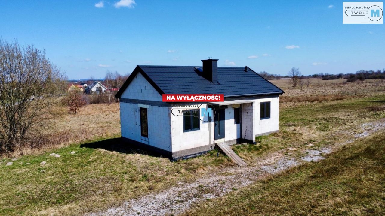 dom wolnostojący, 4 pokoje Piekoszów