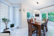 dom wolnostojący, 4 pokoje Piła, ul. Strzelecka. Zdjęcie 4