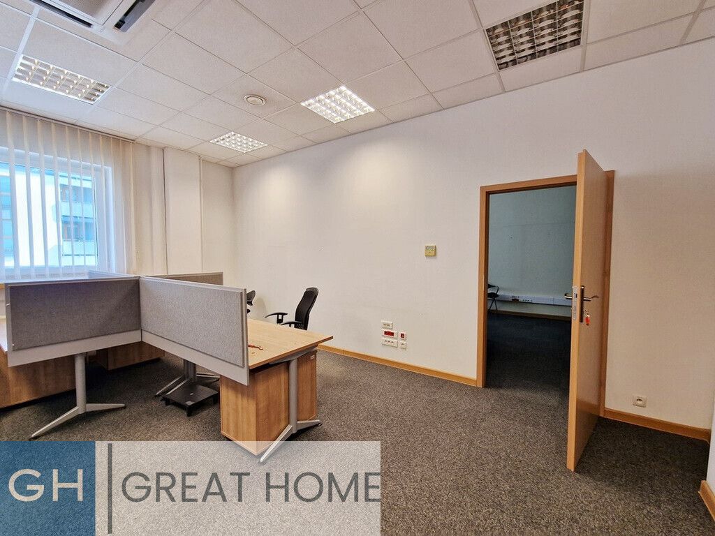 Biuro Warszawa Targówek, ul. ks. Piotra Skargi. Zdjęcie 2