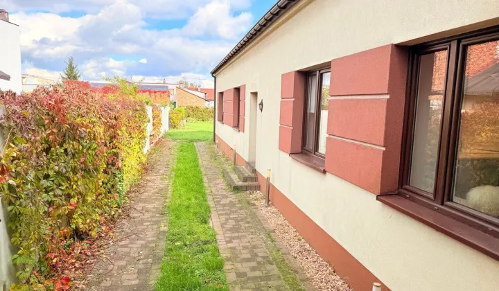 bliźniak, 4 pokoje Żarki, ul. marsz. Józefa Piłsudskiego