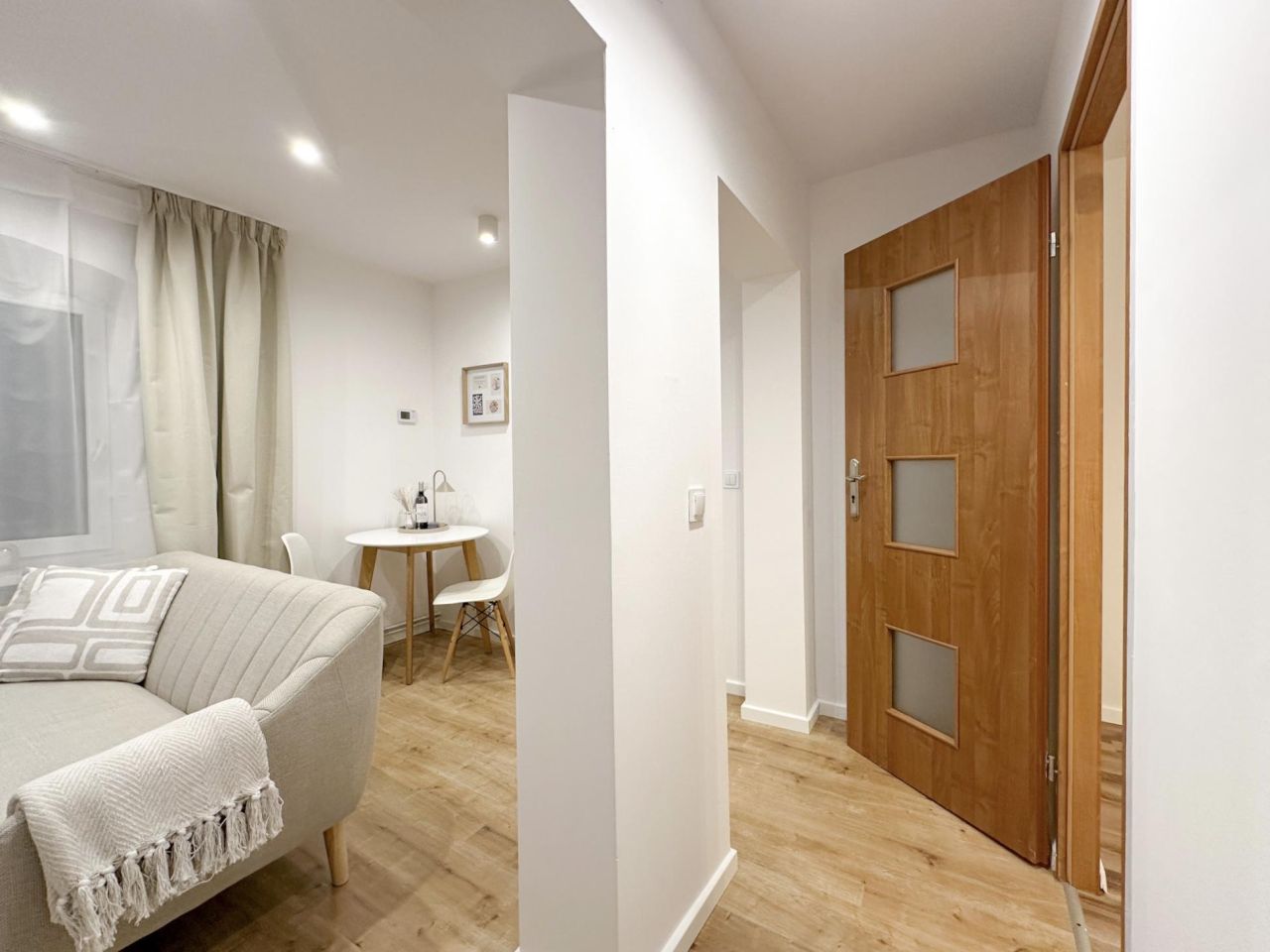 Mieszkanie 3-pokojowe Dzierżoniów, ul. Nowowiejska. Zdjęcie 11