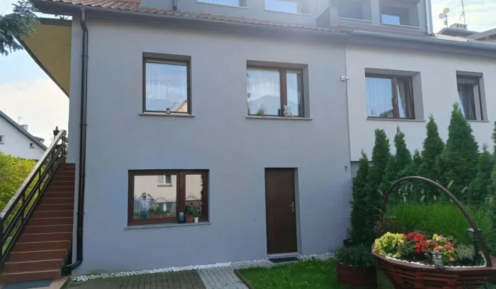 bliźniak, 7 pokoi Wrocław Krzyki, ul. Słoneczna