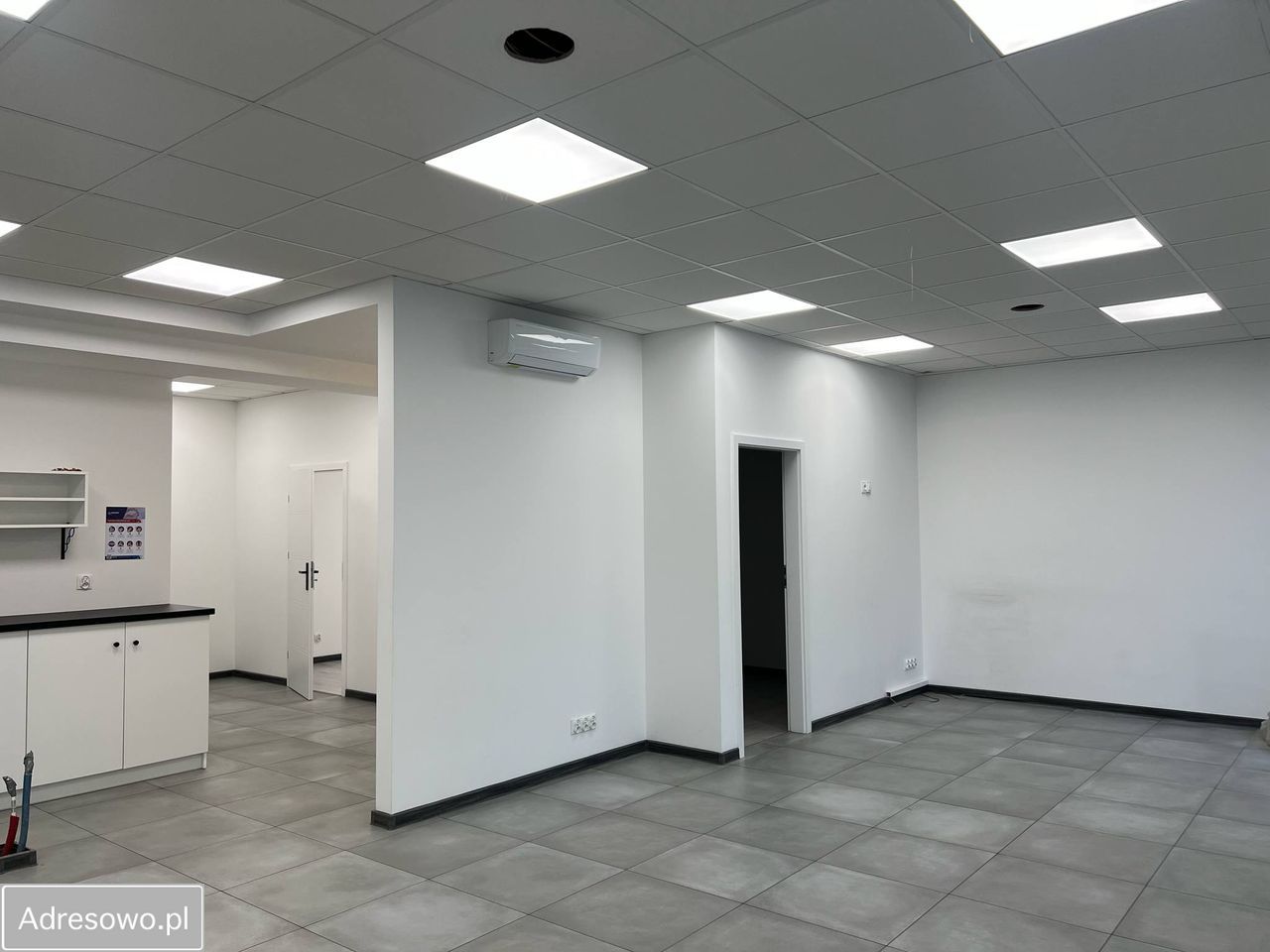 Lokal Kórnik Bnin, rynek Rynek. Zdjęcie 4