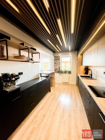 Mieszkanie 4-pokojowe Wrocław Krzyki, ul. Jerzego Kukuczki. Zdjęcie 4