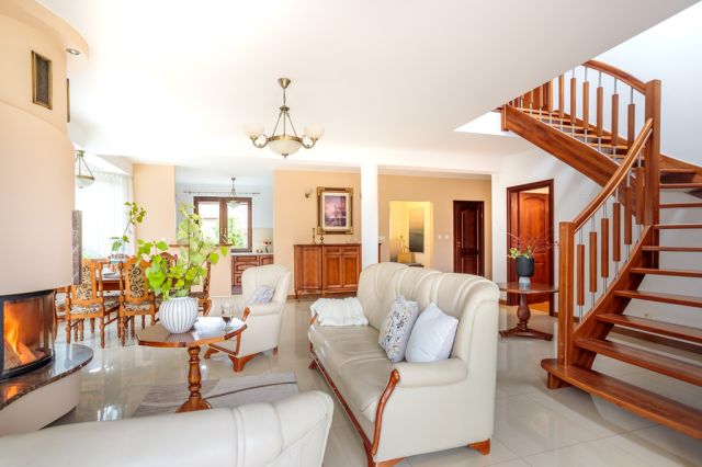 dom wolnostojący, 5 pokoi Borowa Góra, ul. Długa. Zdjęcie 3