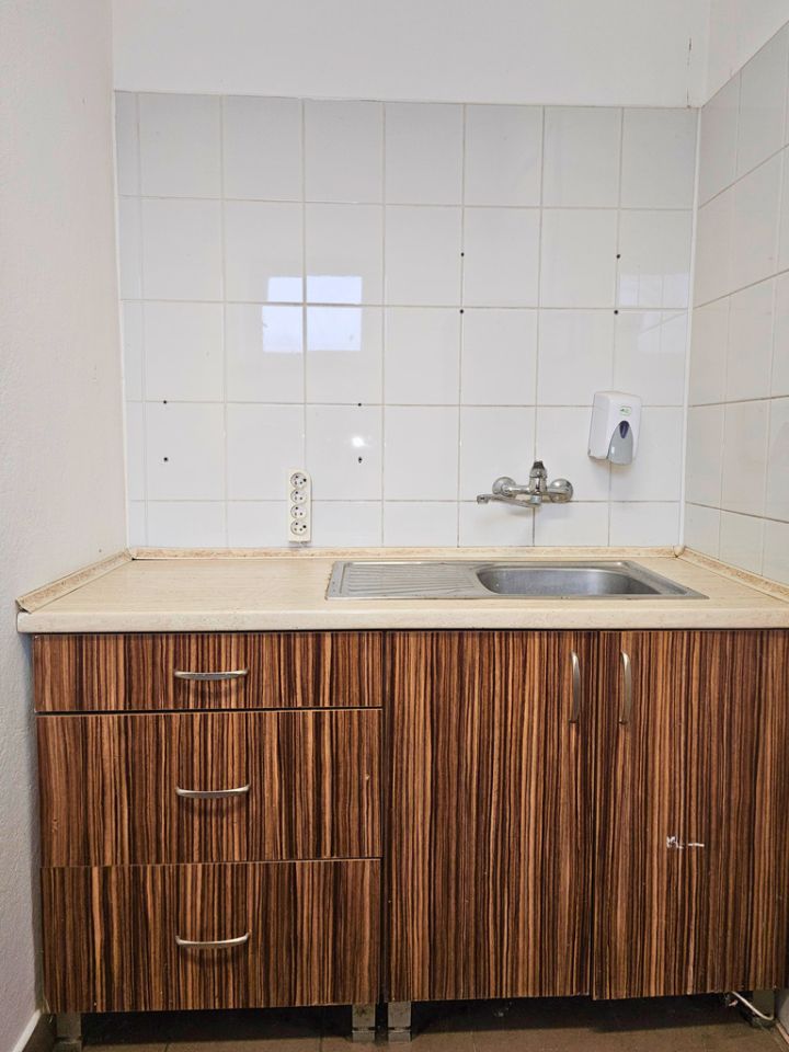 Lokal Zgłobień, ul. Dębicka. Zdjęcie 10