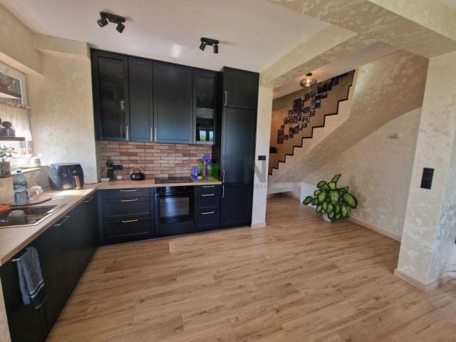 bliźniak, 4 pokoje Jelcz-Laskowice, ul. Oławska. Zdjęcie 3